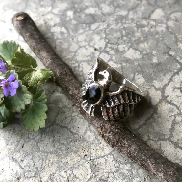 Sterling Silver Black Onyx Thunderbird Size 6 Ring - Picture 3 of 3